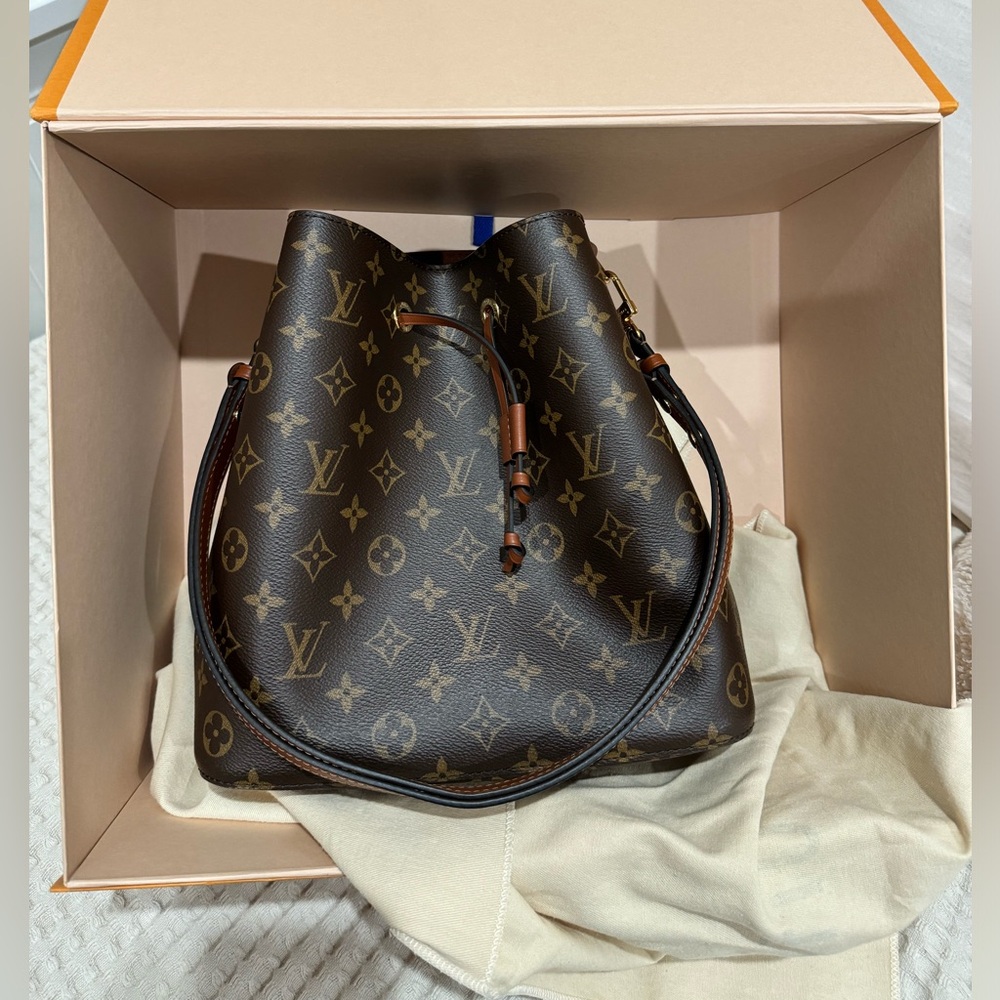 Louis Vuitton Neoneo MM bag ❌ SOLD ❌